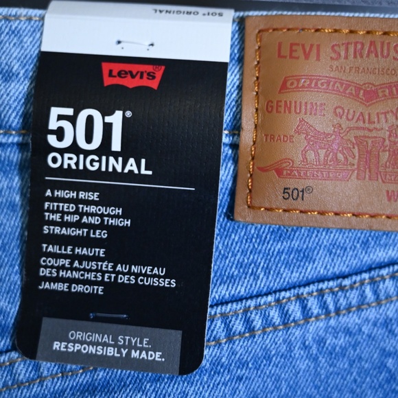 evi’s 501 Original – Flared Conversion with Hand-Painted Purple Butterflies - Picture 5 of 6